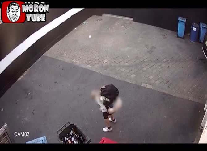 Video :To locate the person who shits behind his business, a store manager installs a camera!